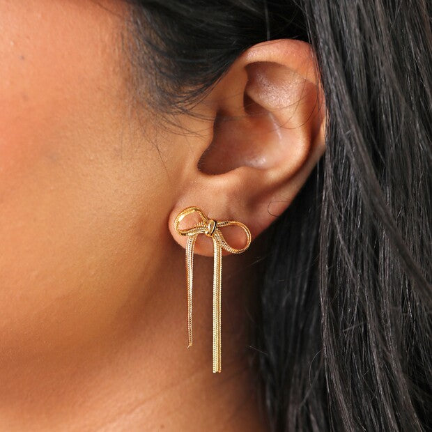 E092 Bow Snake Chain Statement Stud Earrings in Gold