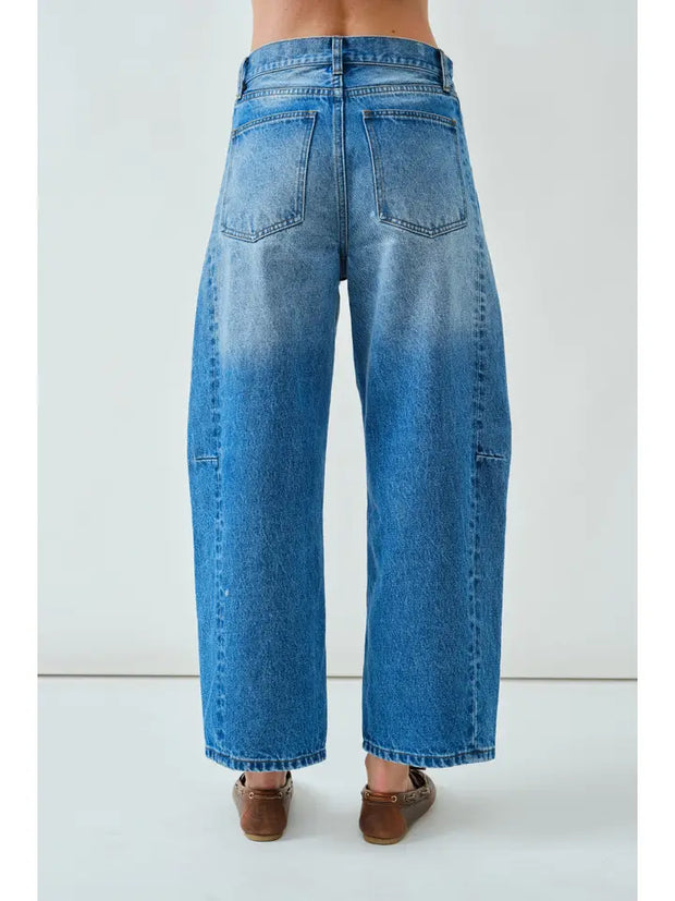 Aaron & Amber Comfy Barrel Jeans