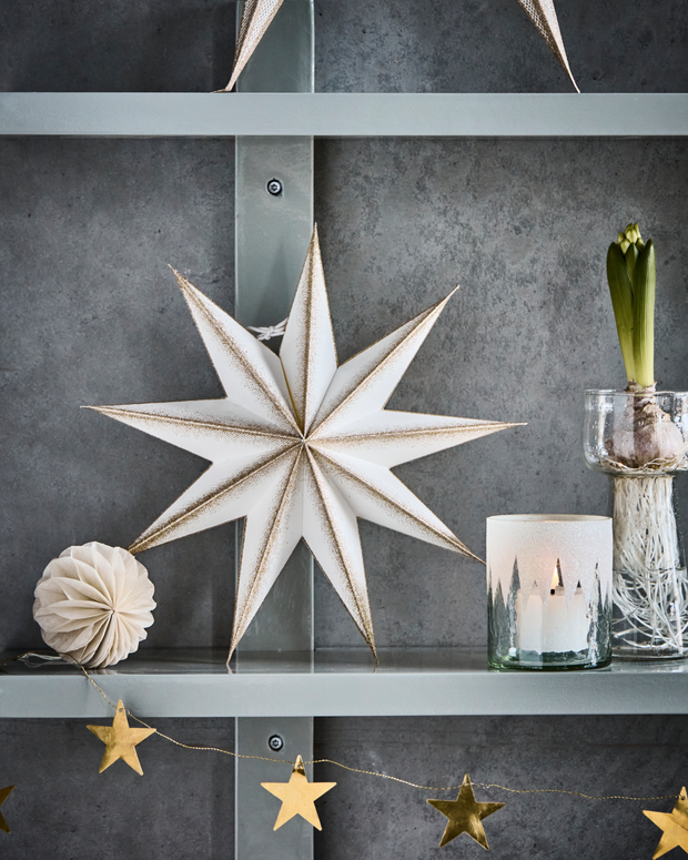 Paper 3D Stars in Champagne Gold and Cream