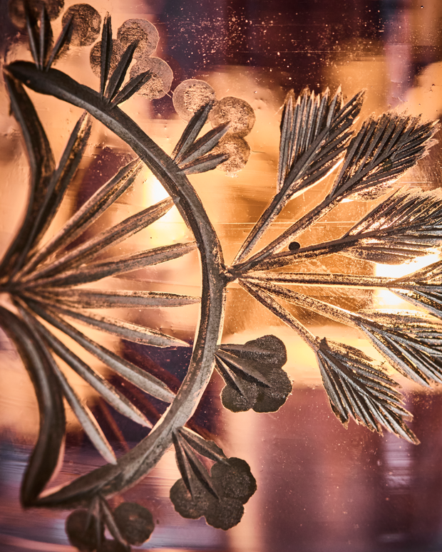 hand painted gold decoration detail on tea-light holder