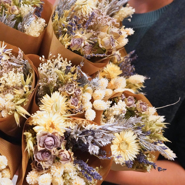 Dried Flowers Meadow Bouquet Frosted White, Small