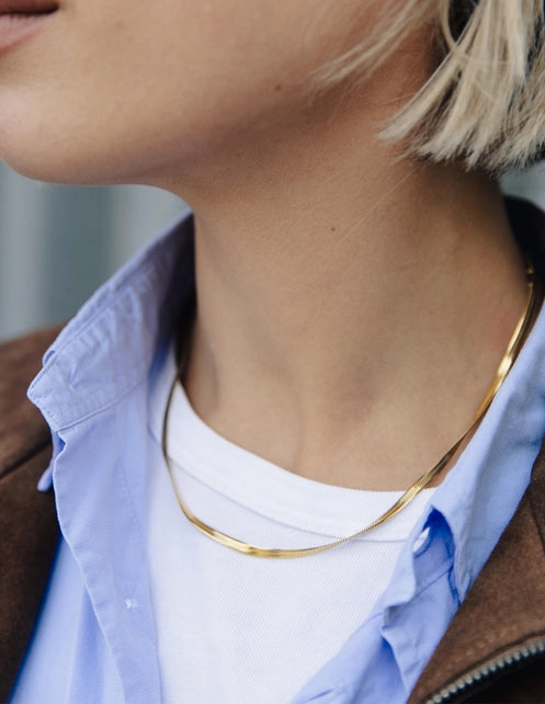 N081 Gold Snake Chain Choker Necklace