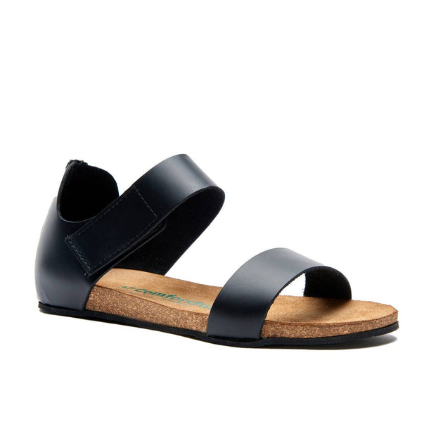 Black sandals
