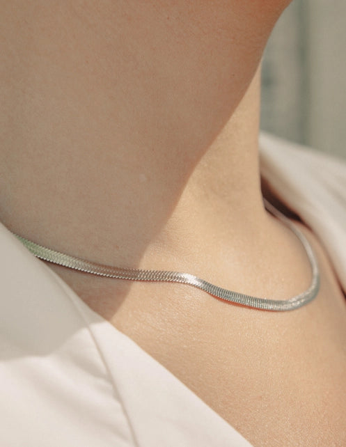 N082 Silver Snake Chain Choker Necklace