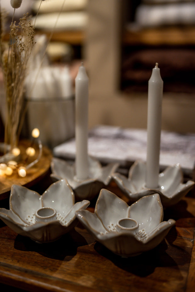 White Ceramic Flower Candle Holder - Helle