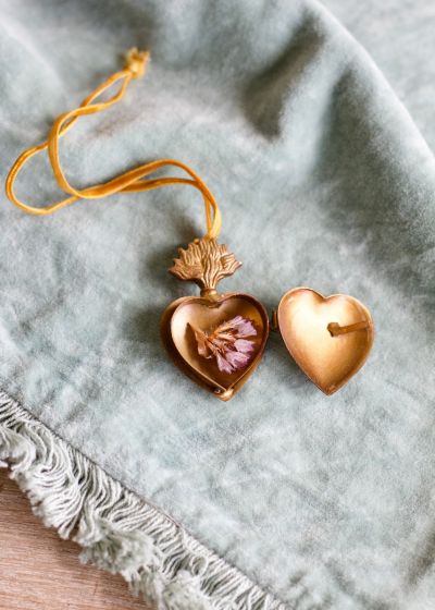 sacred heart decorations/ keepsakes