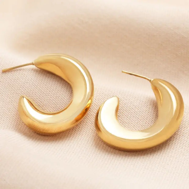 E111 Stainless Steel Chunky Fluid Hoop Earrings in Gold