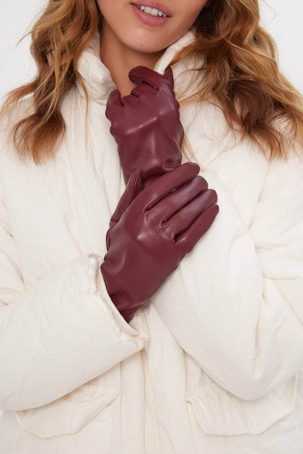 Leather Look Touch Screen Leather Look Touch Screen Gloves in Burgundy
