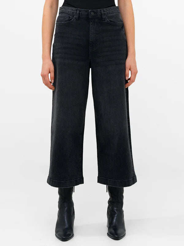 Stretch Wide Leg Denim Culottes in Black