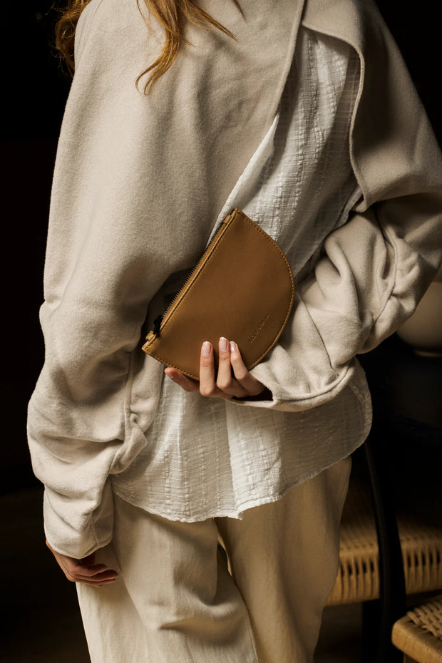 Mondo Half Moon Wallet, Peanut