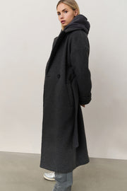 Long Bouclé Coat with belt and oversized fit - From Victoria Shop