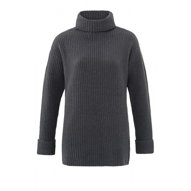 Rib knitted sweater with turtleneck and long sleeves