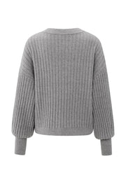 Grey Ribbed Sweater With Round Neck and Long Sleeves