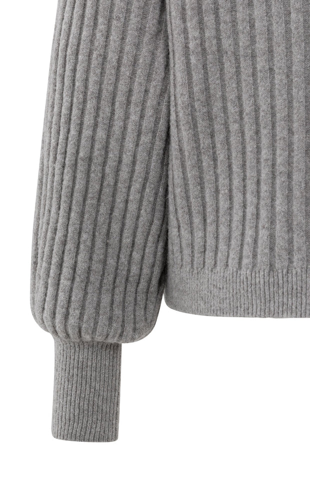 Grey Ribbed Sweater With Round Neck and Long Sleeves