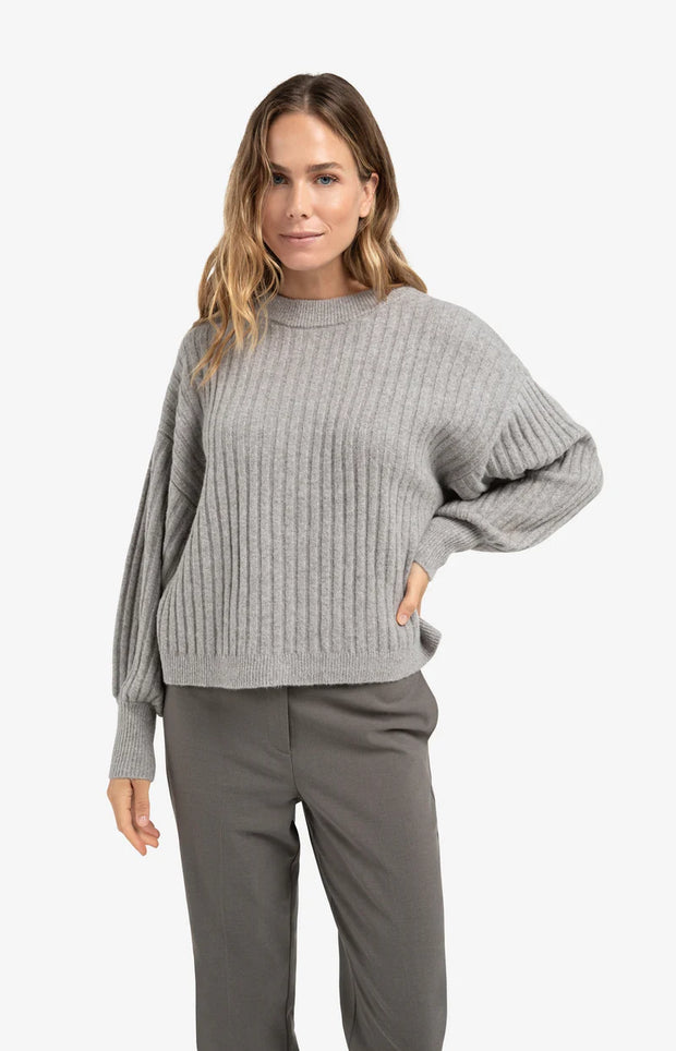 Grey Ribbed Sweater With Round Neck and Long Sleeves