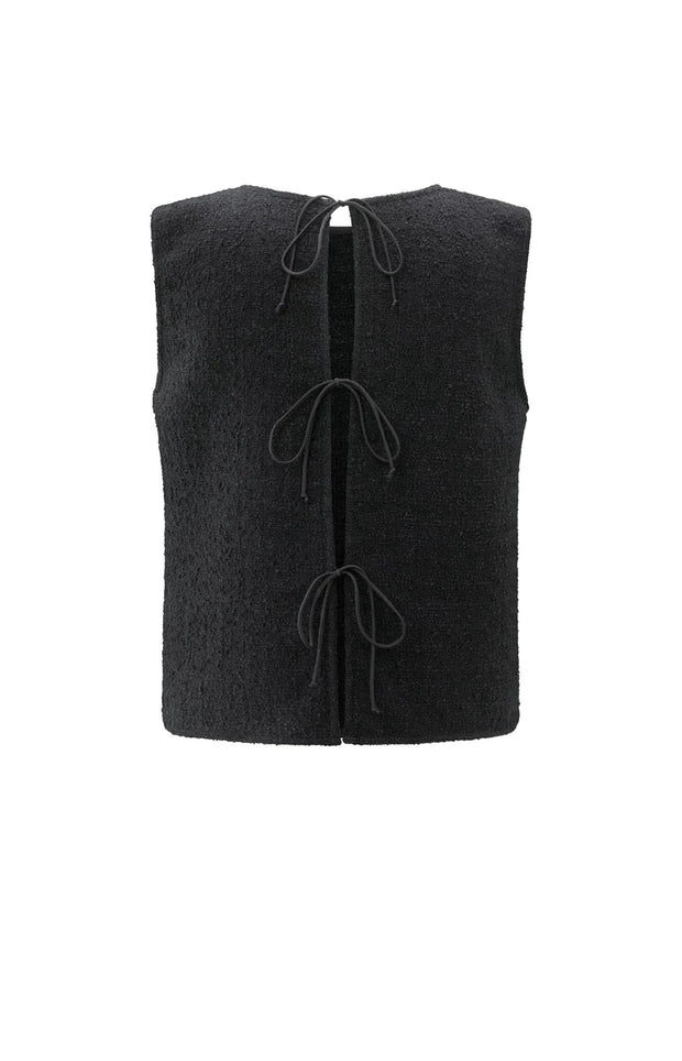 Sleeveless top with bow details on the back
