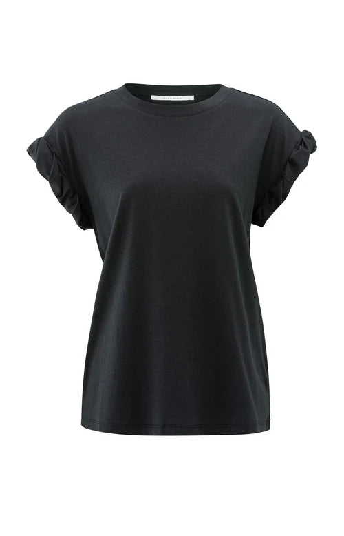 T-Shirt with Round Neck and pleated, rolled up sleeves