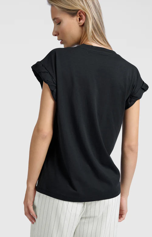 T-Shirt with Round Neck and pleated, rolled up sleeves
