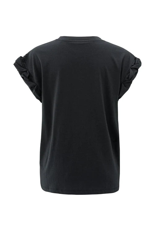 T-Shirt with Round Neck and pleated, rolled up sleeves