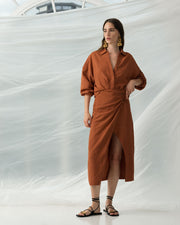 ARIETTE LINEN BLEND TUCK SHIRT