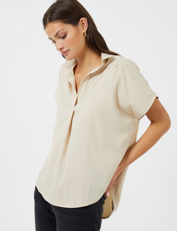 detail of Crepe Light Short Sleeve Popover Shirt