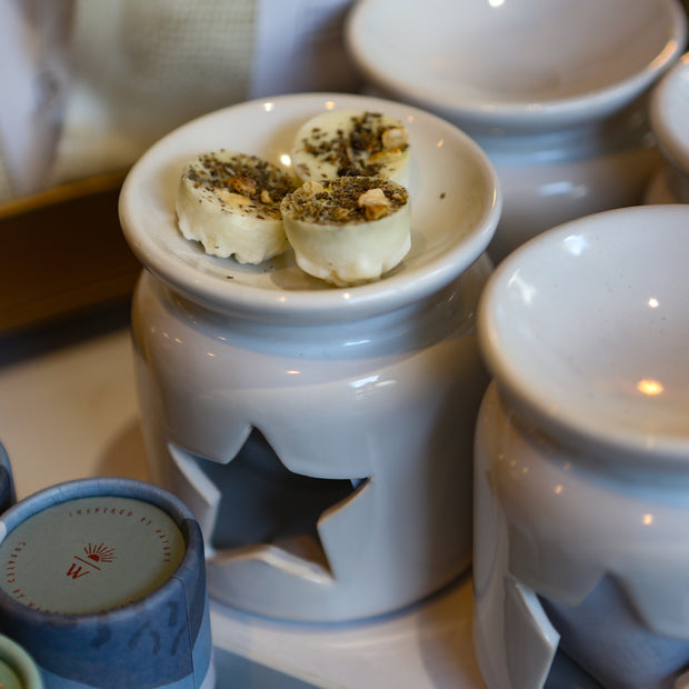 Ceramic White Star Wax Melt Burner - picture with 3 wax melts